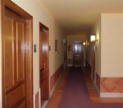 фото отеля Hotel Puerta De La Villa Grazalema