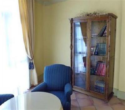 фото отеля Hotel Puerta De La Villa Grazalema
