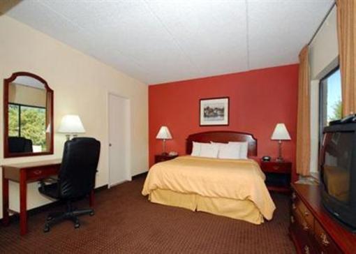 фото отеля Comfort Suites BWI Airport