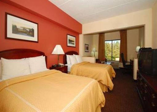 фото отеля Comfort Suites BWI Airport