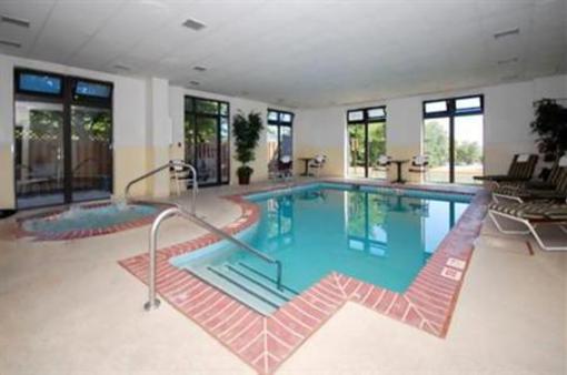 фото отеля Comfort Suites BWI Airport