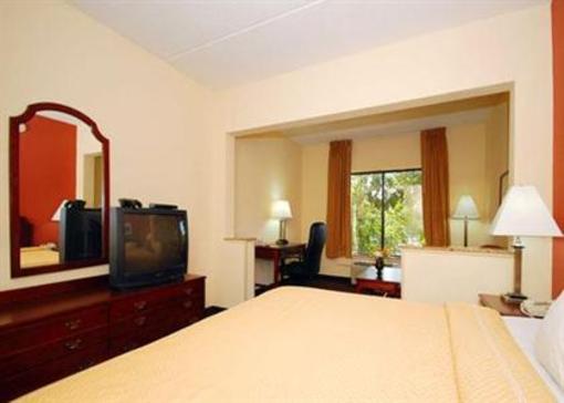 фото отеля Comfort Suites BWI Airport