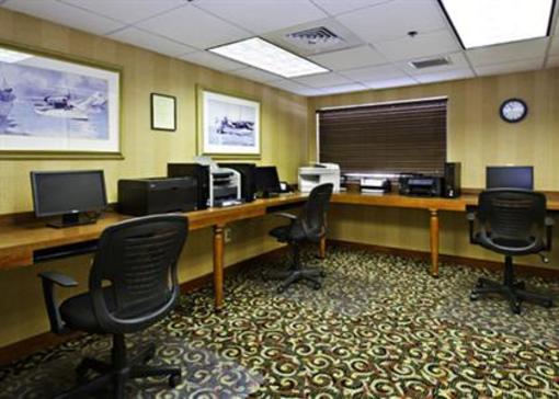 фото отеля Comfort Suites BWI Airport