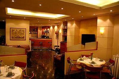 фото отеля Lilia Hotel Piraeus