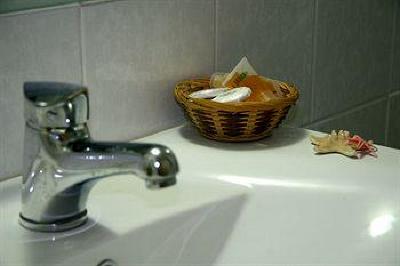 фото отеля Lilia Hotel Piraeus