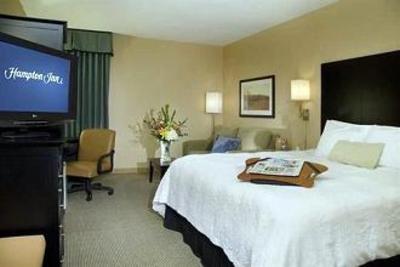 фото отеля Hampton Inn & Suites Bloomington