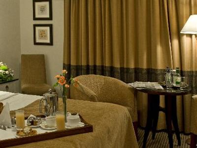 фото отеля Macdonald Alveston Manor