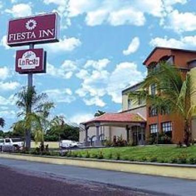 фото отеля Fiesta Inn Poza Rica