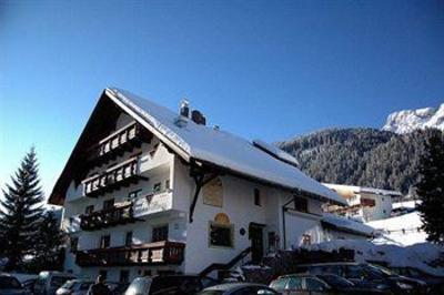 фото отеля Hotel Sonnbichl Sankt Anton am Arlberg