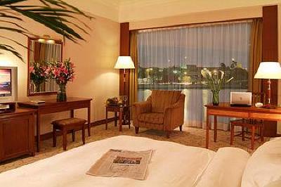 фото отеля Gladden Hotel ShiLong