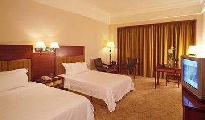 фото отеля Gladden Hotel ShiLong