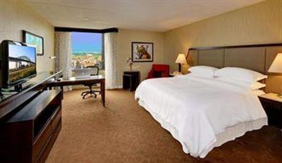 фото отеля Sheraton Hamilton Hotel