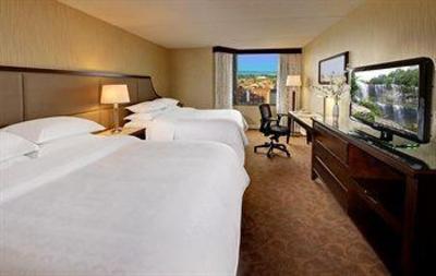 фото отеля Sheraton Hamilton Hotel