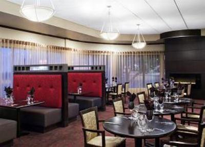 фото отеля Four Points Hotel South Winnipeg