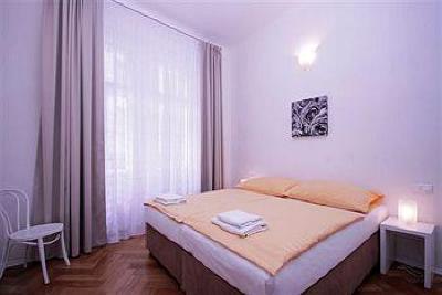 фото отеля Old Town Apartments Prague