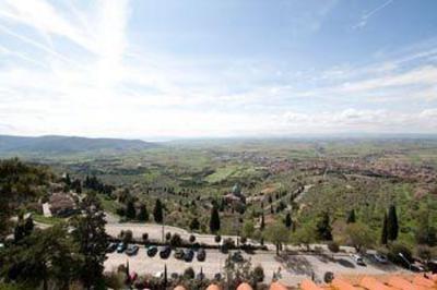 фото отеля San Luca Hotel Cortona