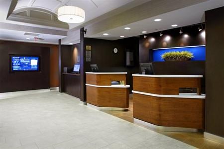 фото отеля Courtyard by Marriott Newark Granville