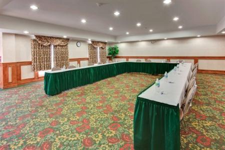 фото отеля Holiday Inn Express Canton