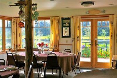 фото отеля Glacier Bay Lodge
