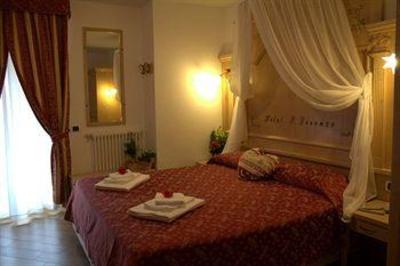 фото отеля Hotel San Lorenzo in Banale