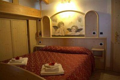 фото отеля Hotel San Lorenzo in Banale