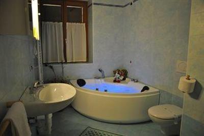 фото отеля Hotel San Lorenzo in Banale