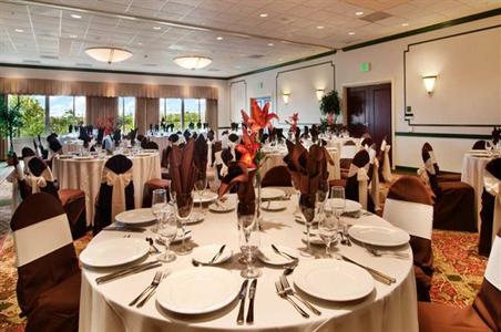 фото отеля Doubletree Suites by Hilton Naples