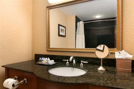 фото отеля Doubletree Suites by Hilton Naples