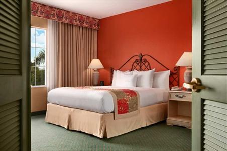 фото отеля Doubletree Suites by Hilton Naples