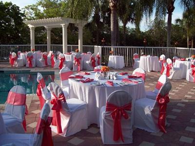 фото отеля Doubletree Suites by Hilton Naples