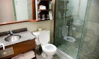 фото отеля Hotel & Suites Le Dauphin Quebec