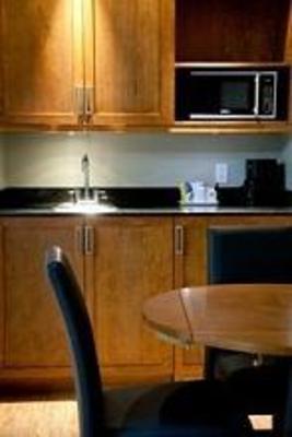фото отеля Hotel & Suites Le Dauphin Quebec