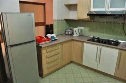 фото отеля Kk-Suites Residence at Marina Court Resort Condominium