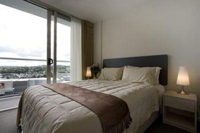 фото отеля Proximity Apartments Manukau City