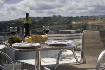 фото отеля Proximity Apartments Manukau City
