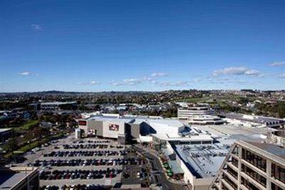 фото отеля Proximity Apartments Manukau City
