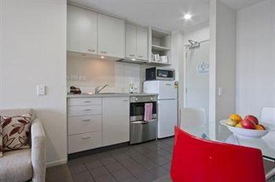 фото отеля Proximity Apartments Manukau City