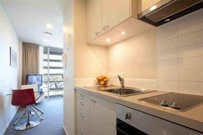 фото отеля Proximity Apartments Manukau City
