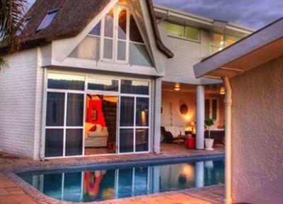 фото отеля Southern Cross Guesthouse