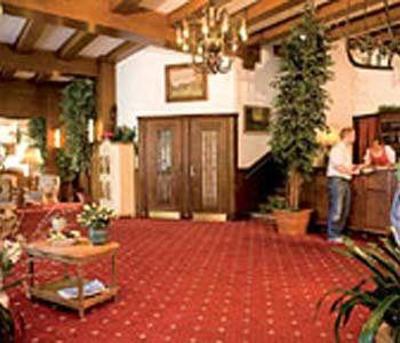 фото отеля Hotel Vier Jahreszeiten Garmisch-Partenkirchen