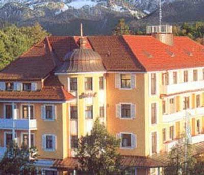 фото отеля Hotel Vier Jahreszeiten Garmisch-Partenkirchen