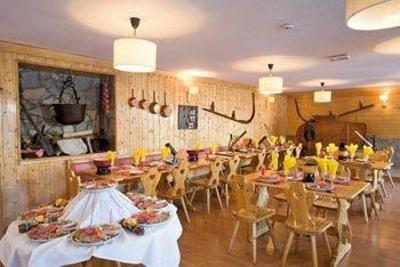 фото отеля Hotel Club MMV l'Alpazur Le Monetier-les-Bains