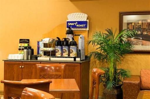 фото отеля Holiday Inn Express Grande Prairie