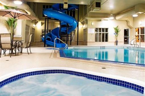фото отеля Holiday Inn Express Grande Prairie