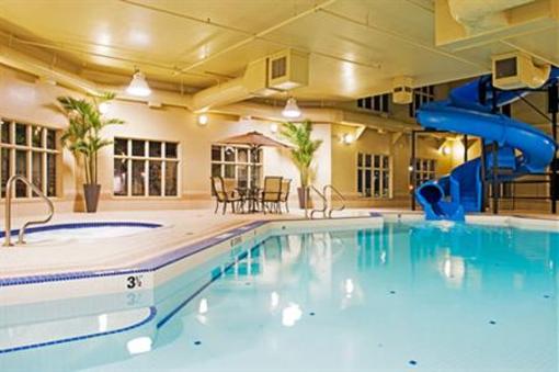 фото отеля Holiday Inn Express Grande Prairie