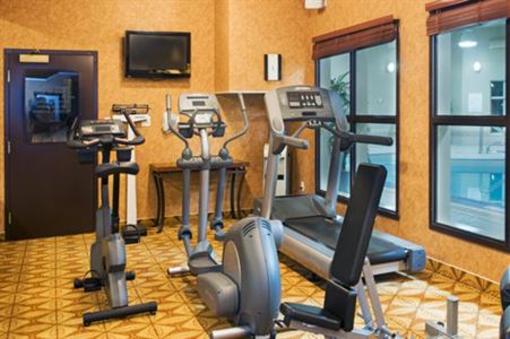 фото отеля Holiday Inn Express Grande Prairie