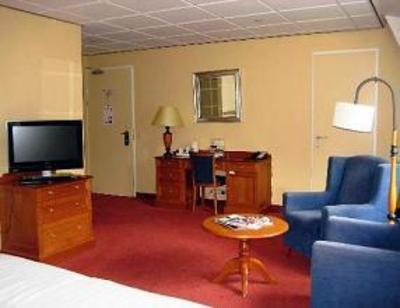 фото отеля Golden Tulip Epe