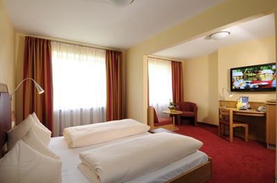 фото отеля Apollo Hotel Regensburg