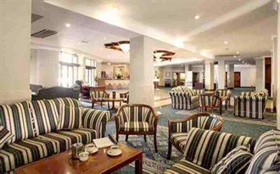 фото отеля Coppid Beech Hotel