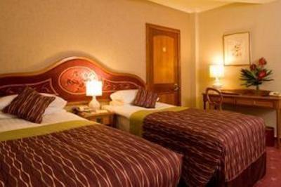 фото отеля Coppid Beech Hotel